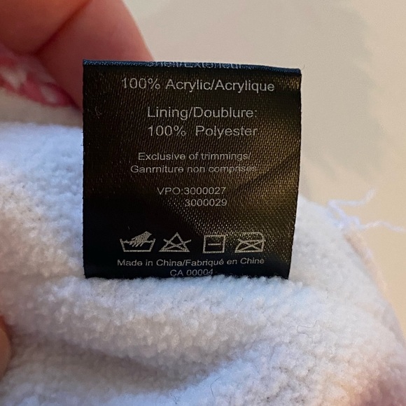 Carters Baby KOMBI Peruvian Tuque size 6-12🧣 - Picture 5 of 6